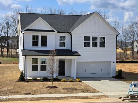 41 Peach Grove Way Lillington NC 27546