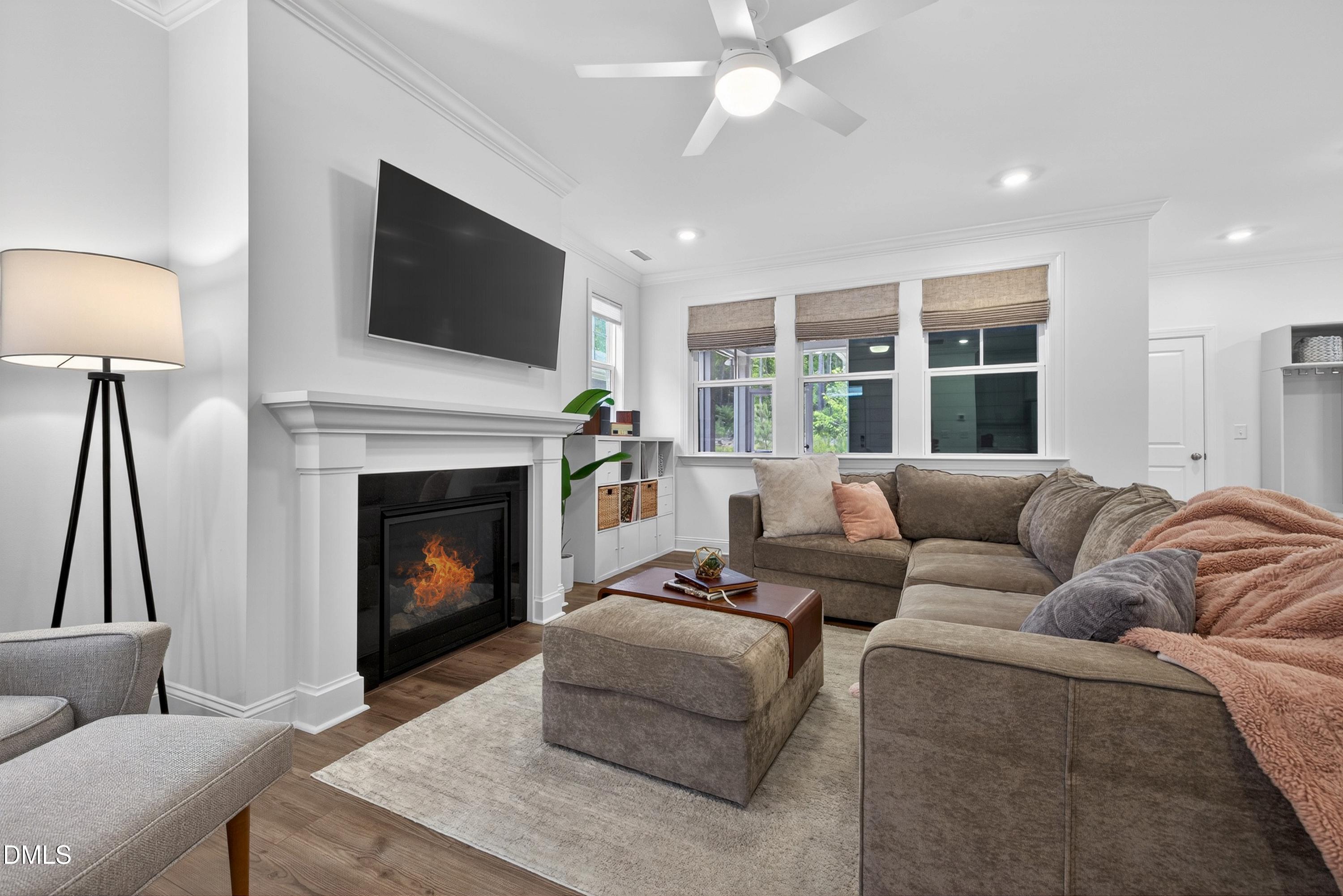 713 Longleaf Grove Lane