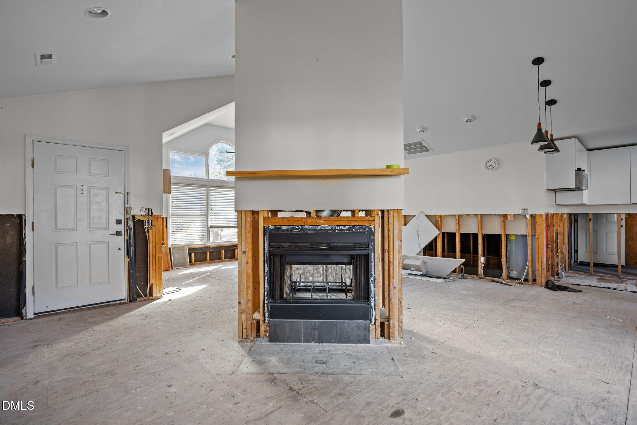 105 Riverbirch Point