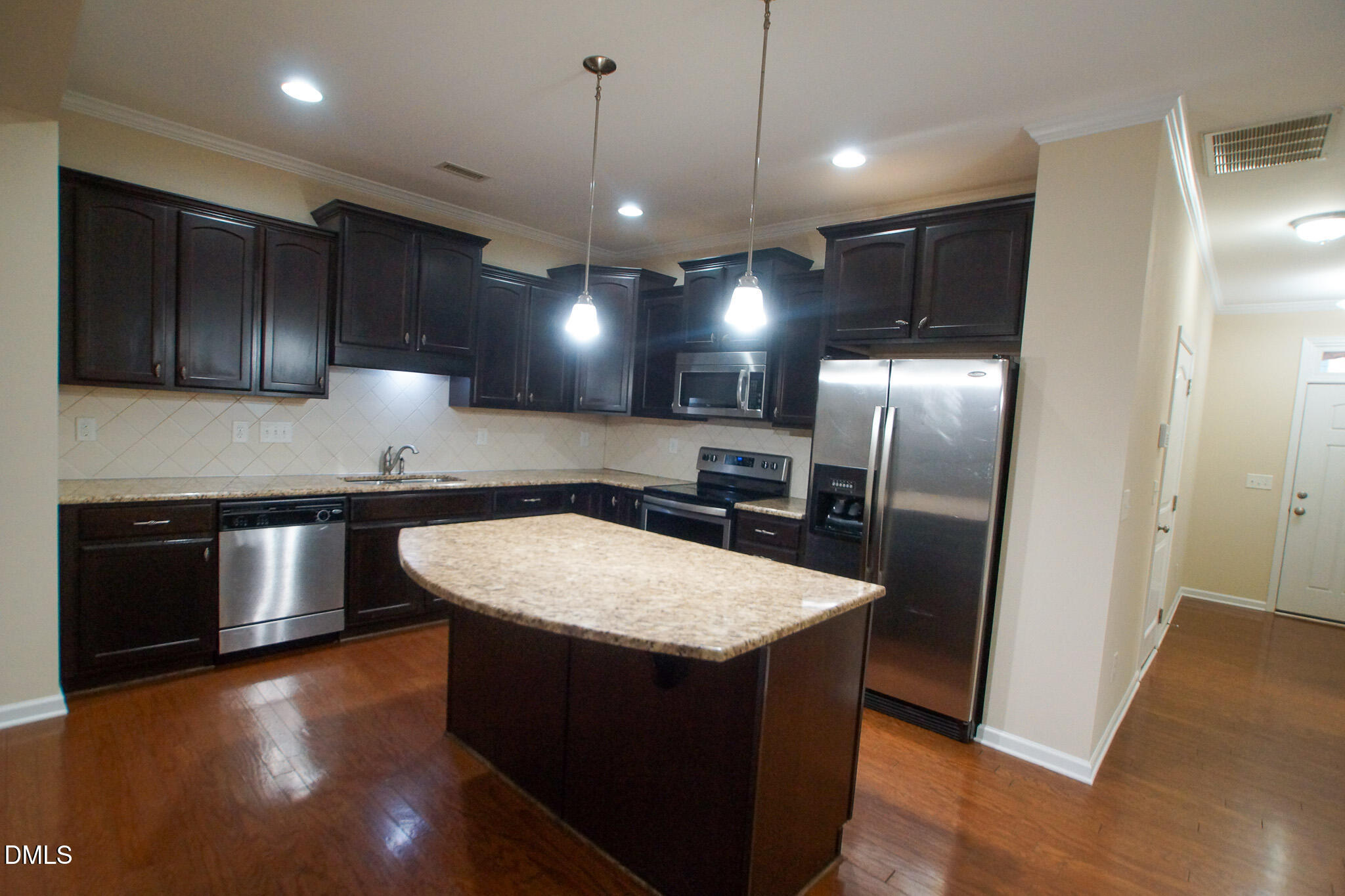 2404 Swans Rest Way