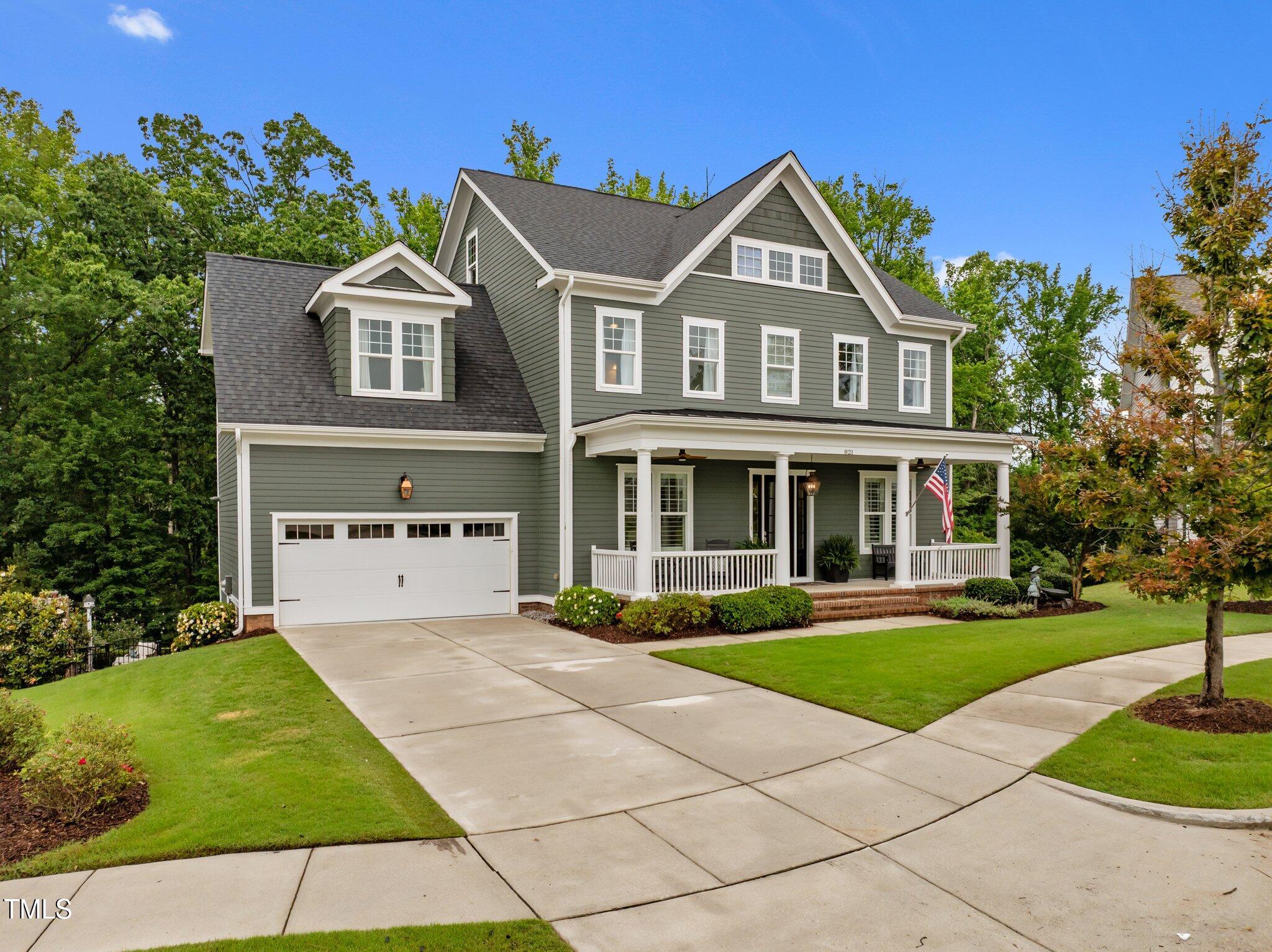 821 Rambling Oaks Lane