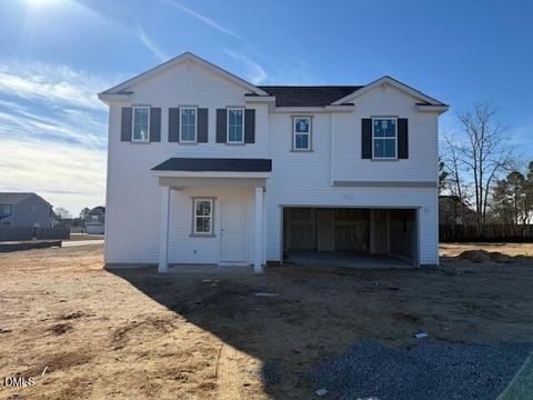 15 Utah Court Spring Lake NC 28390