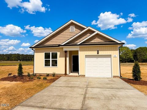 88 W Coulter Court Selma NC 27576