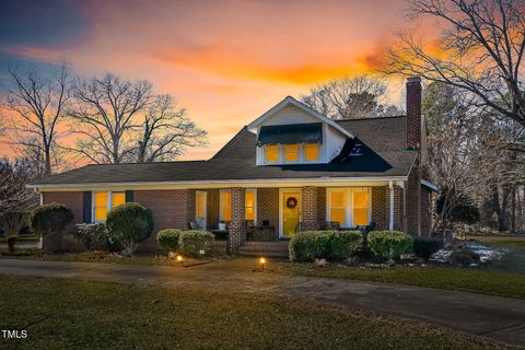 712 Springwood Avenue Gibsonville NC 27249