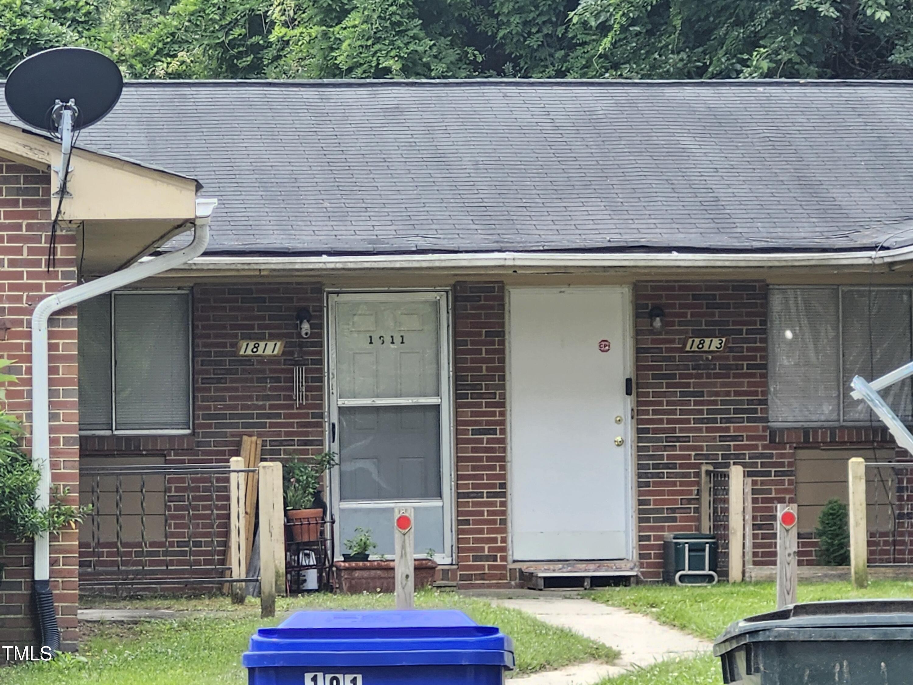 1809 Morehead Avenue