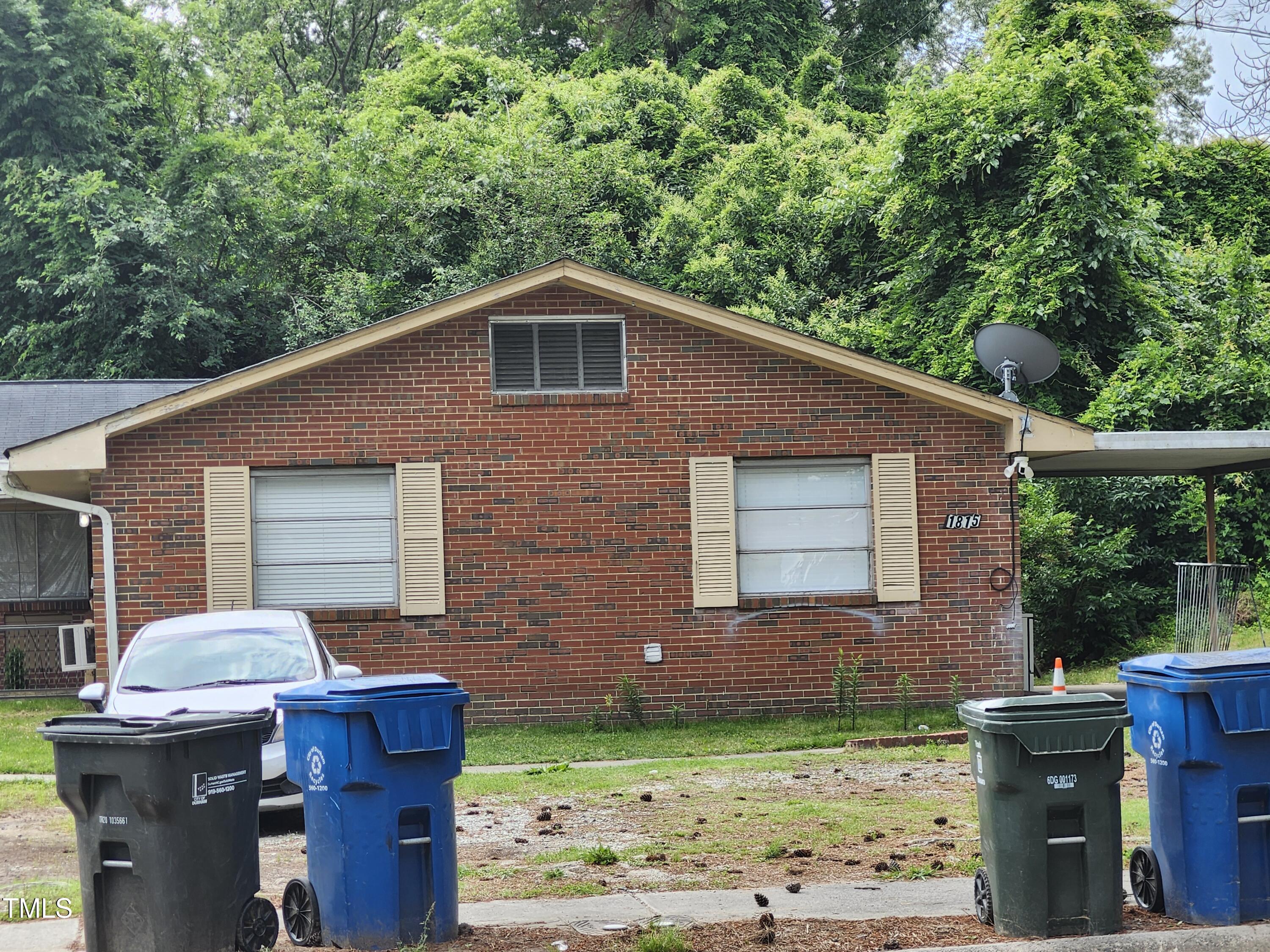 1809 Morehead Avenue