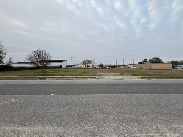 305 E FIRST Street E