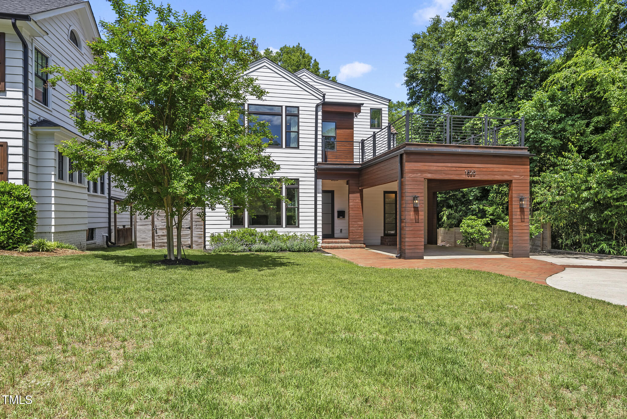 1820 Park Drive
