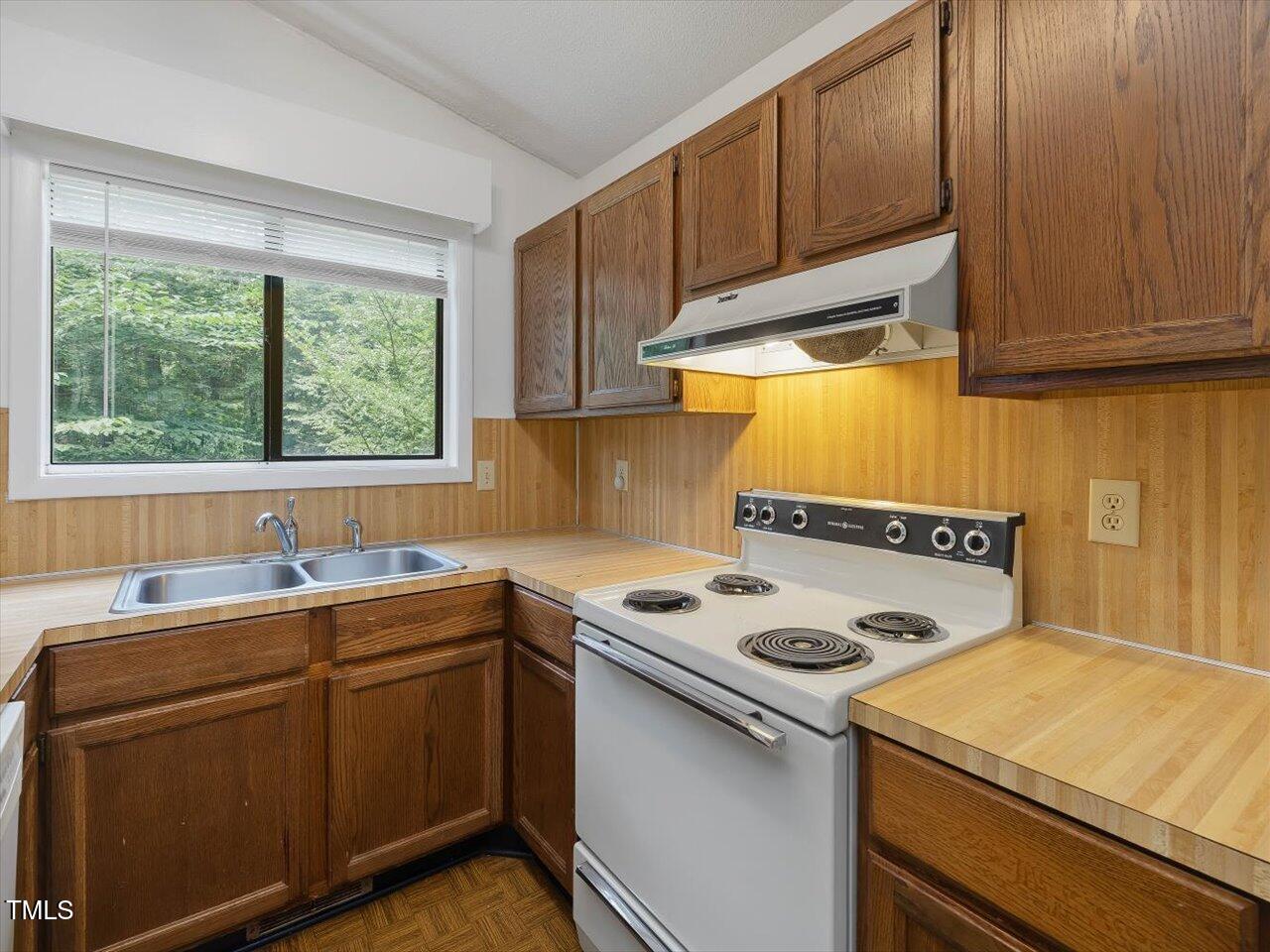 152 A&B Cedar Terrace