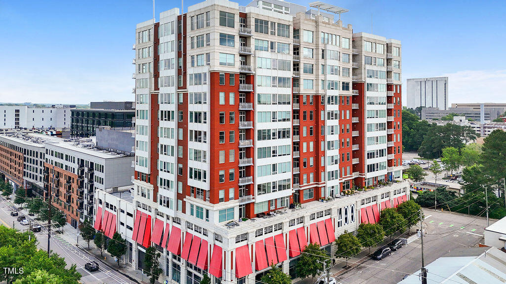 400 W North Street 604