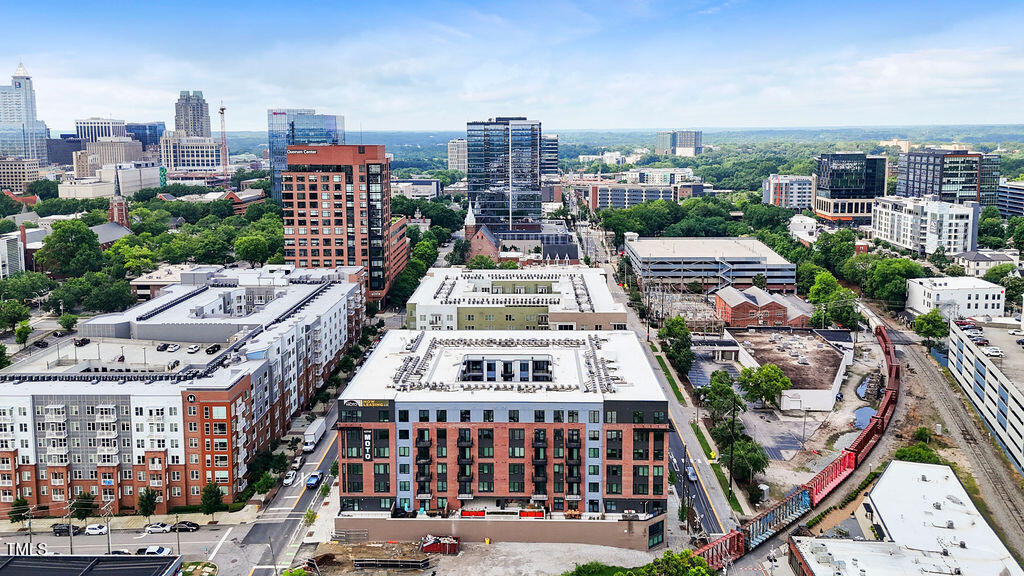 400 W North Street 604