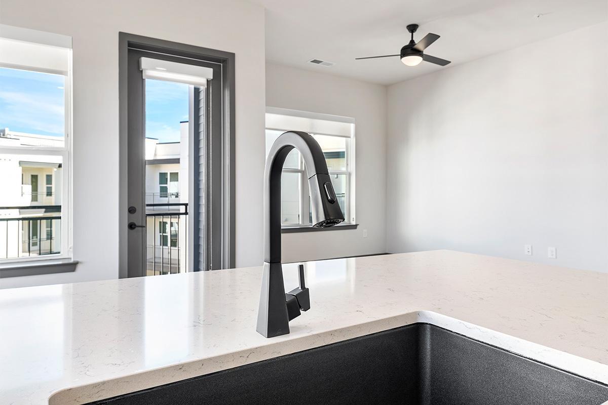 Durham, North Carolina 27701, United States, 1 Bedroom Bedrooms, ,1 BathroomBathrooms,Residential,Active,6651