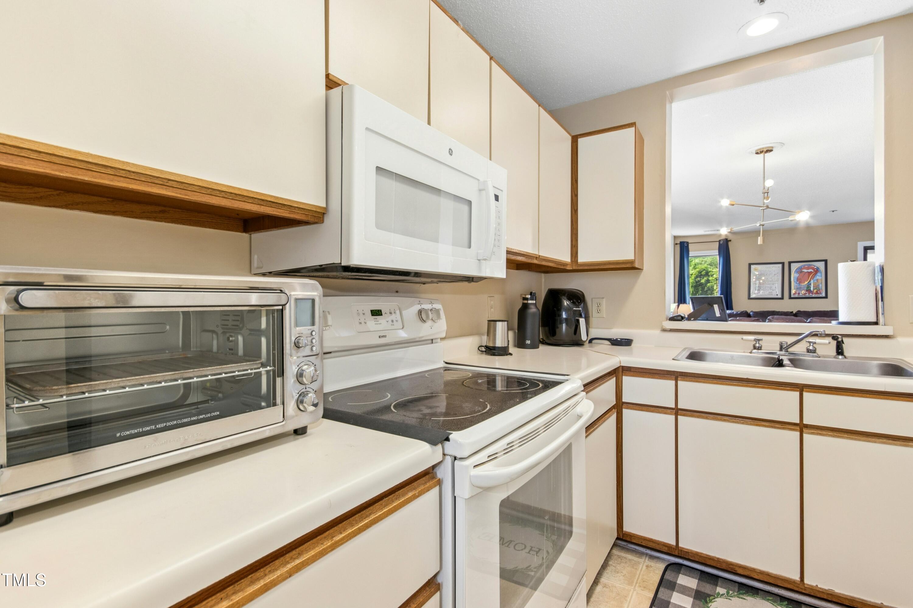 700 Martin Luther King Jr Boulevard A6