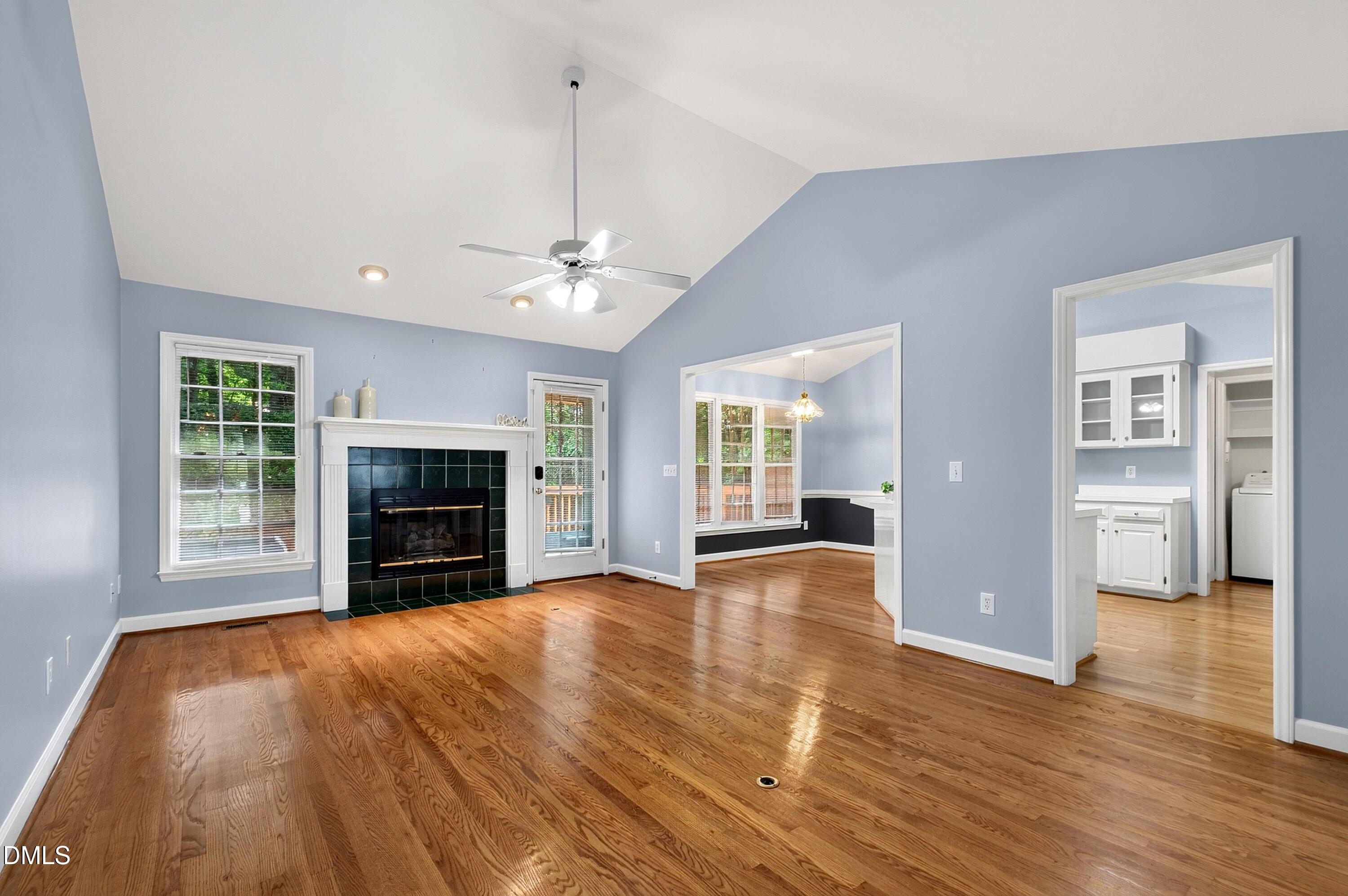 2120 Longwood Drive