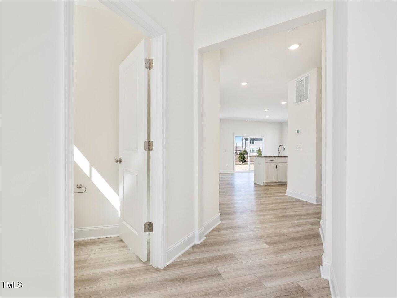 609 Hipwood Drive