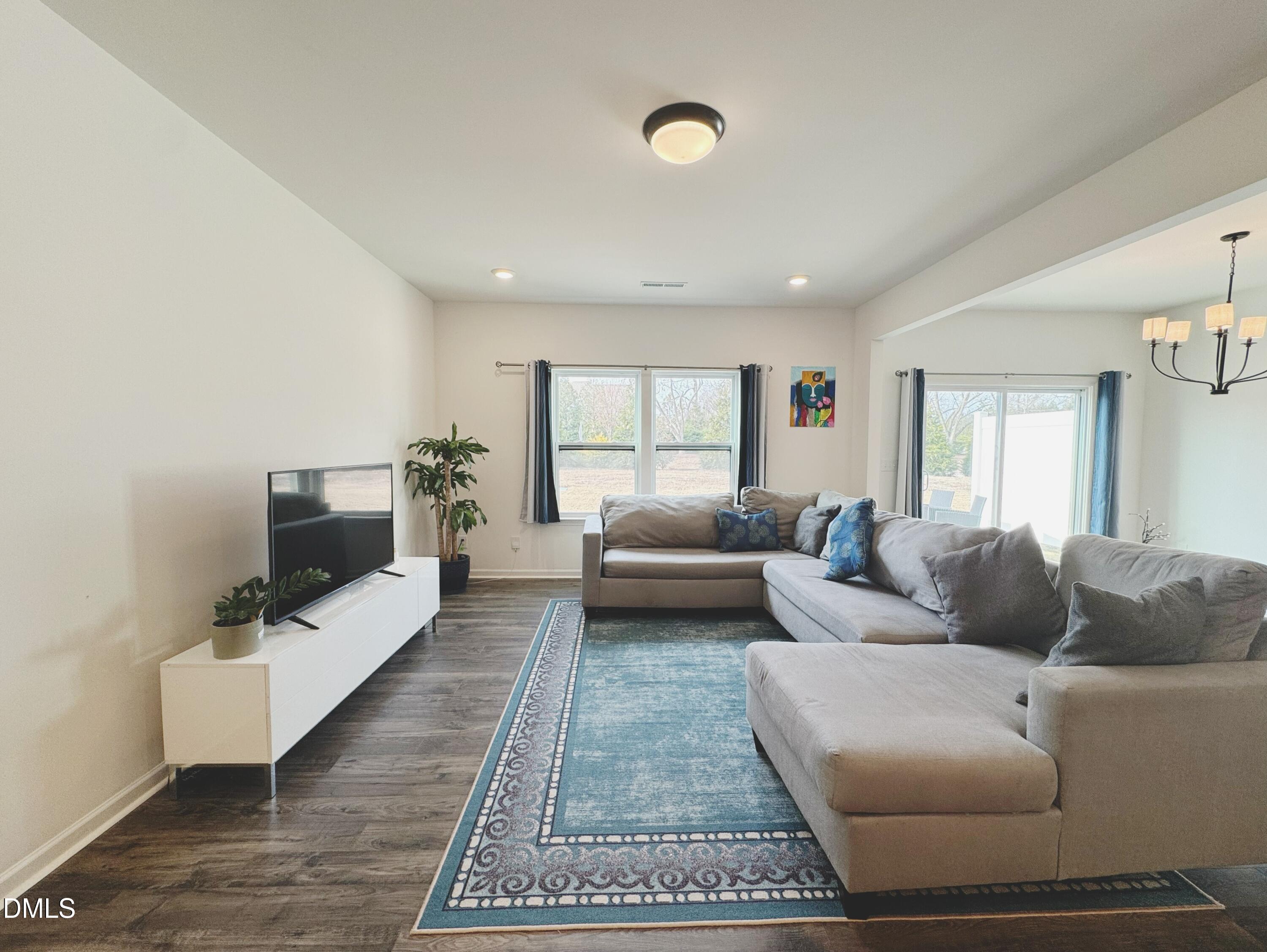 106 Periwinkle Place