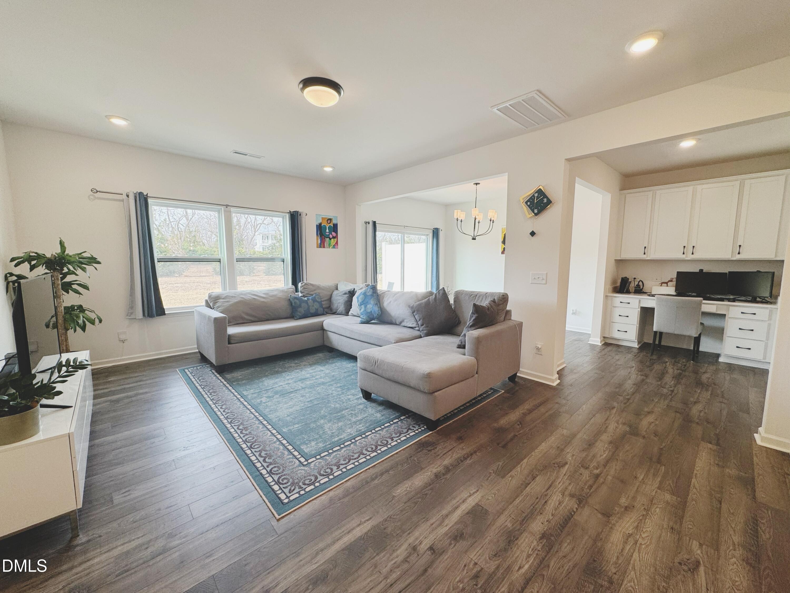 106 Periwinkle Place