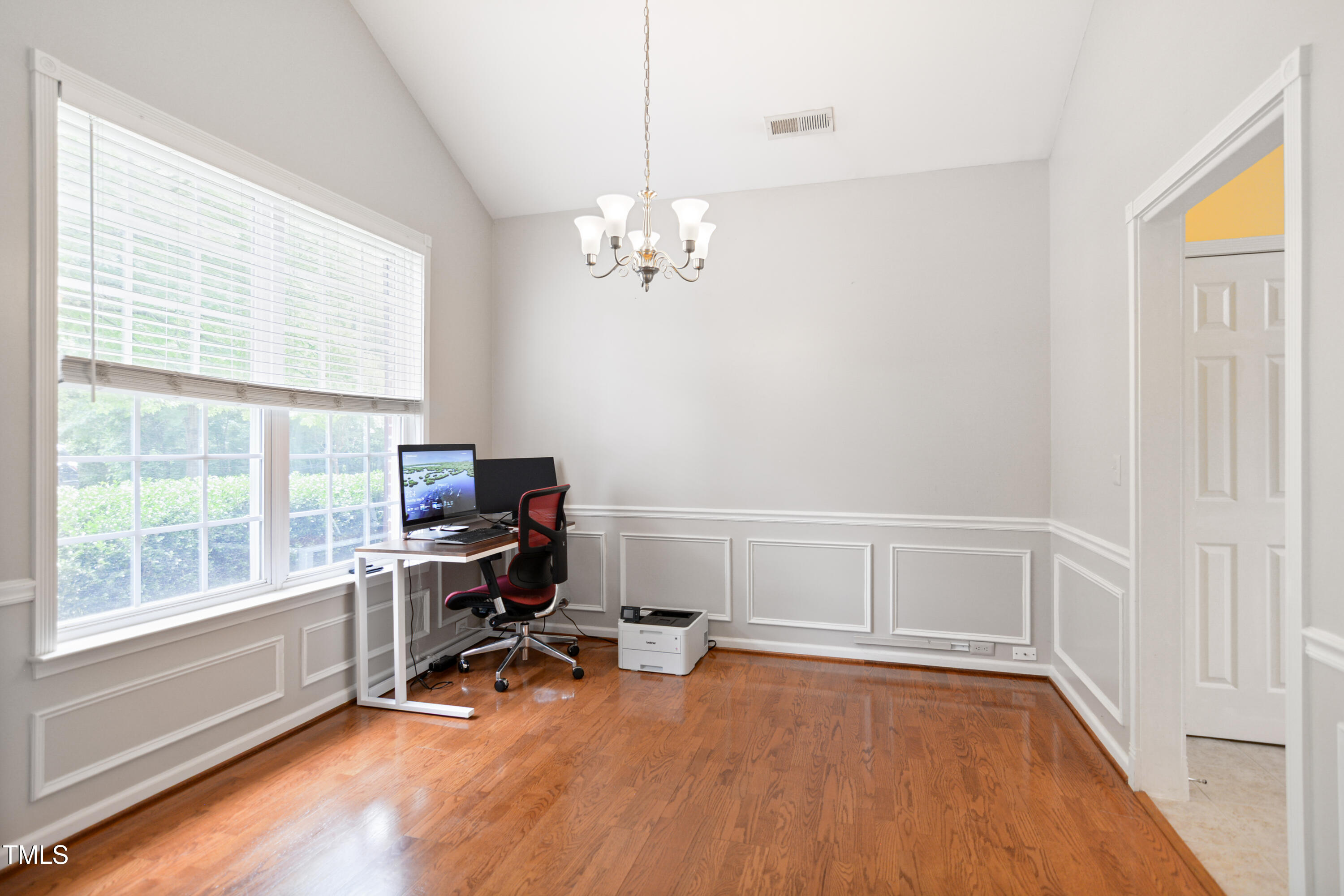 2801 Margots