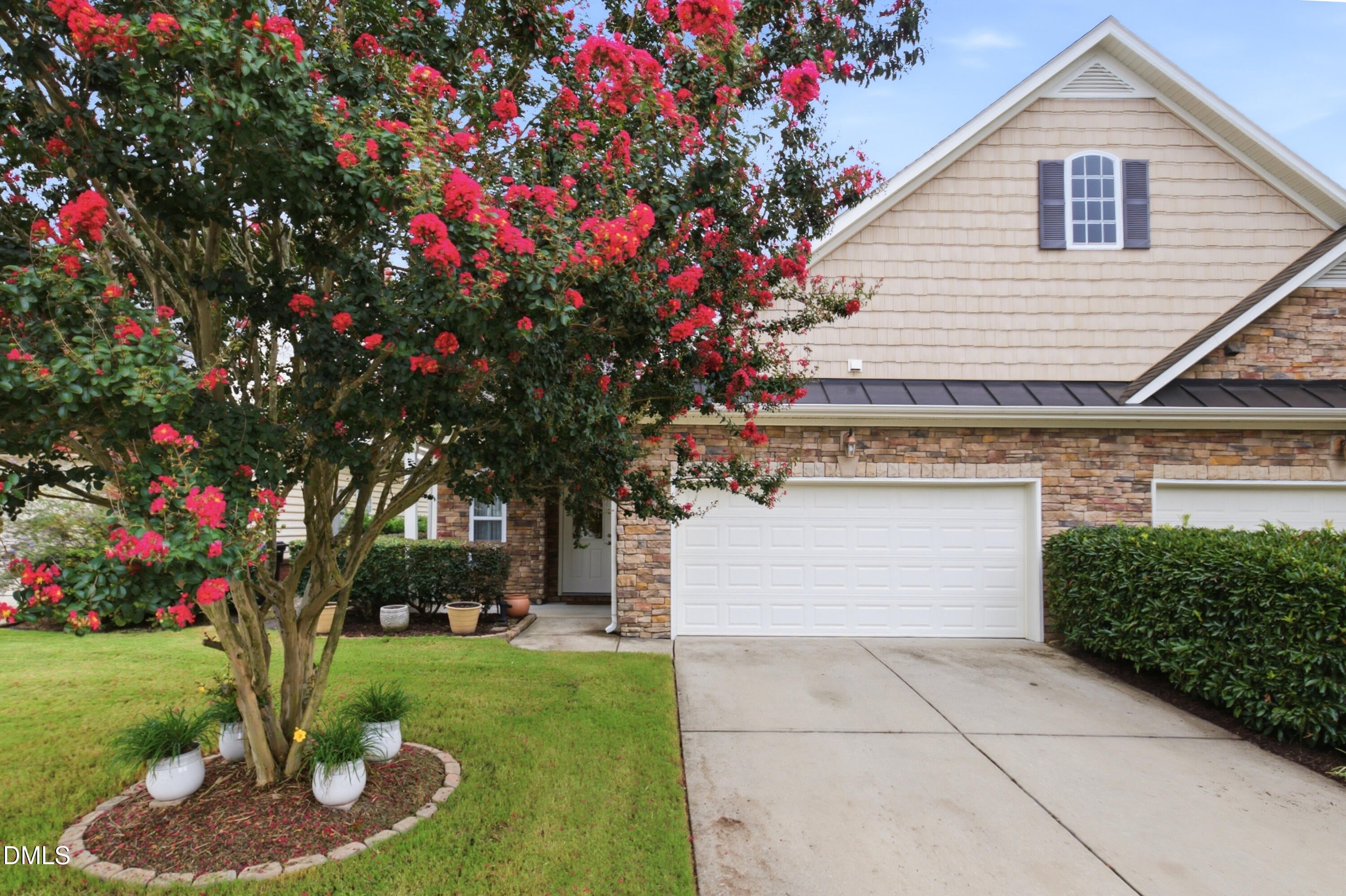 8009 Crookneck Drive