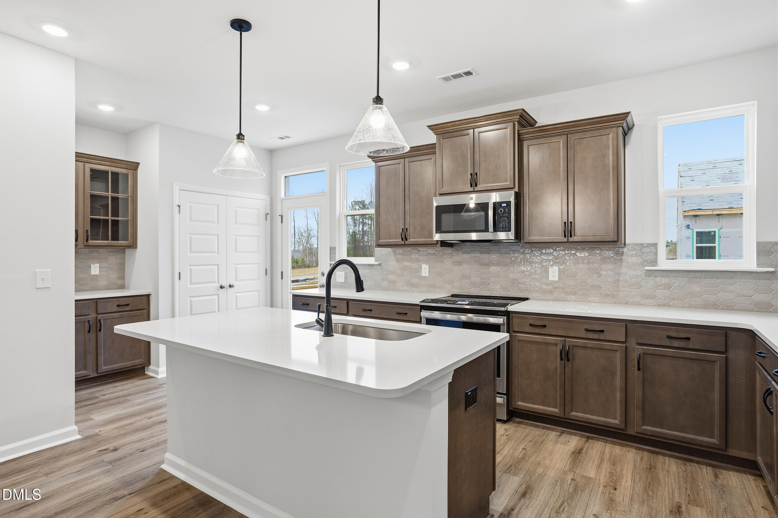 383 Chesapeake Commons Street 119