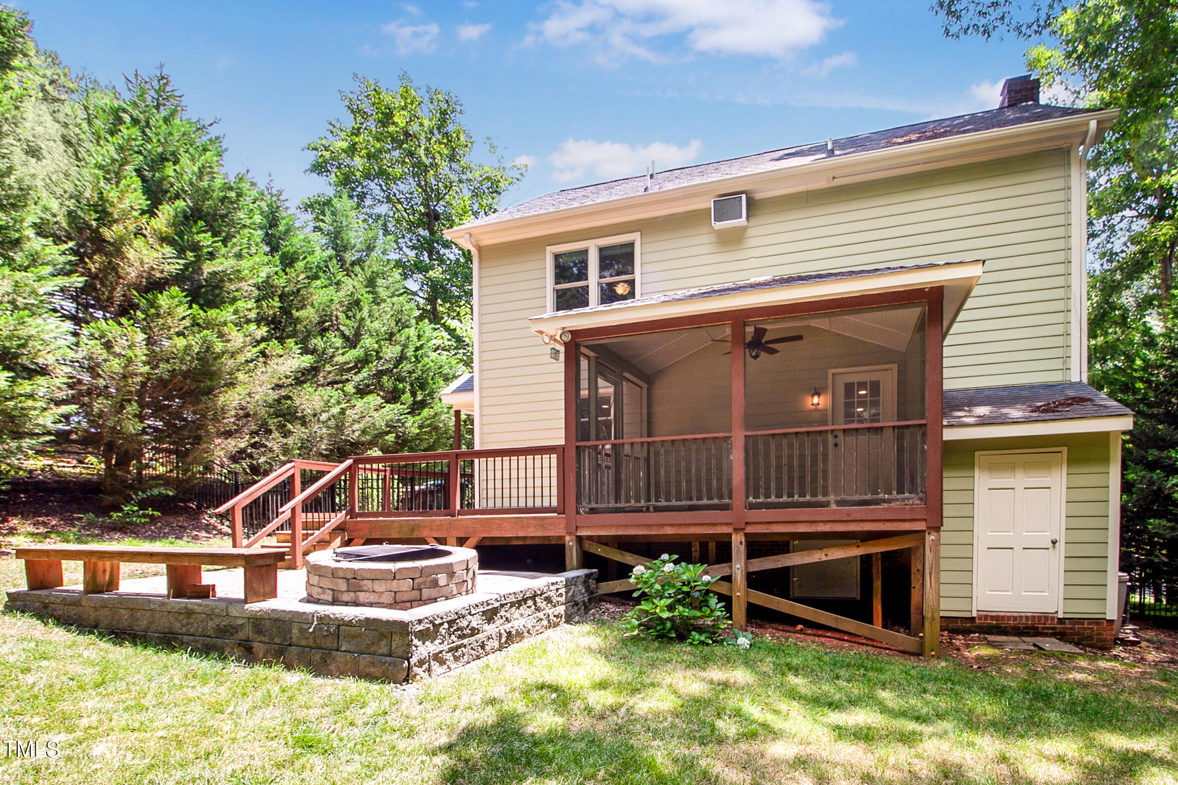 212 Heidinger Drive