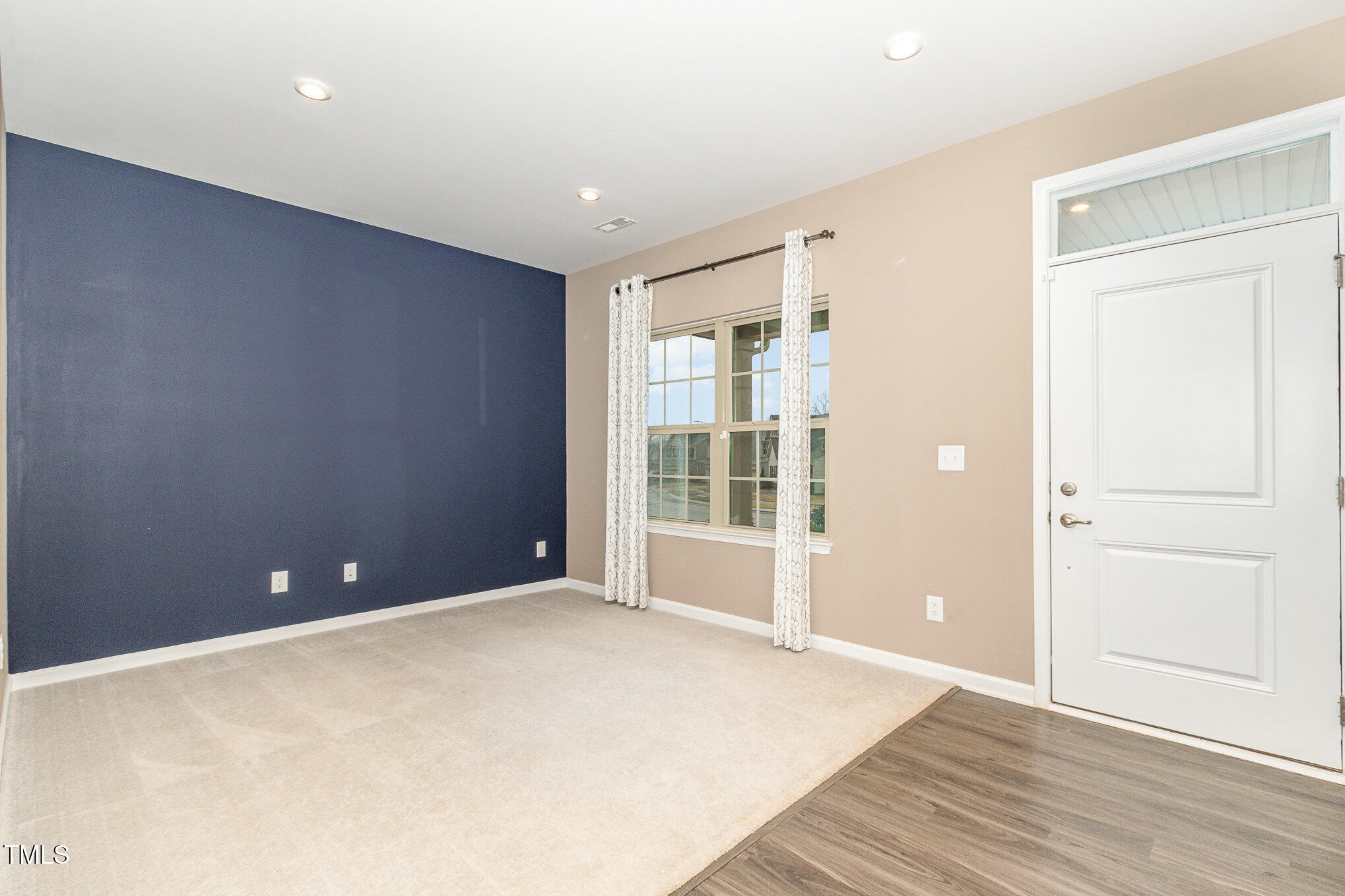 121 Mason Oaks Drive