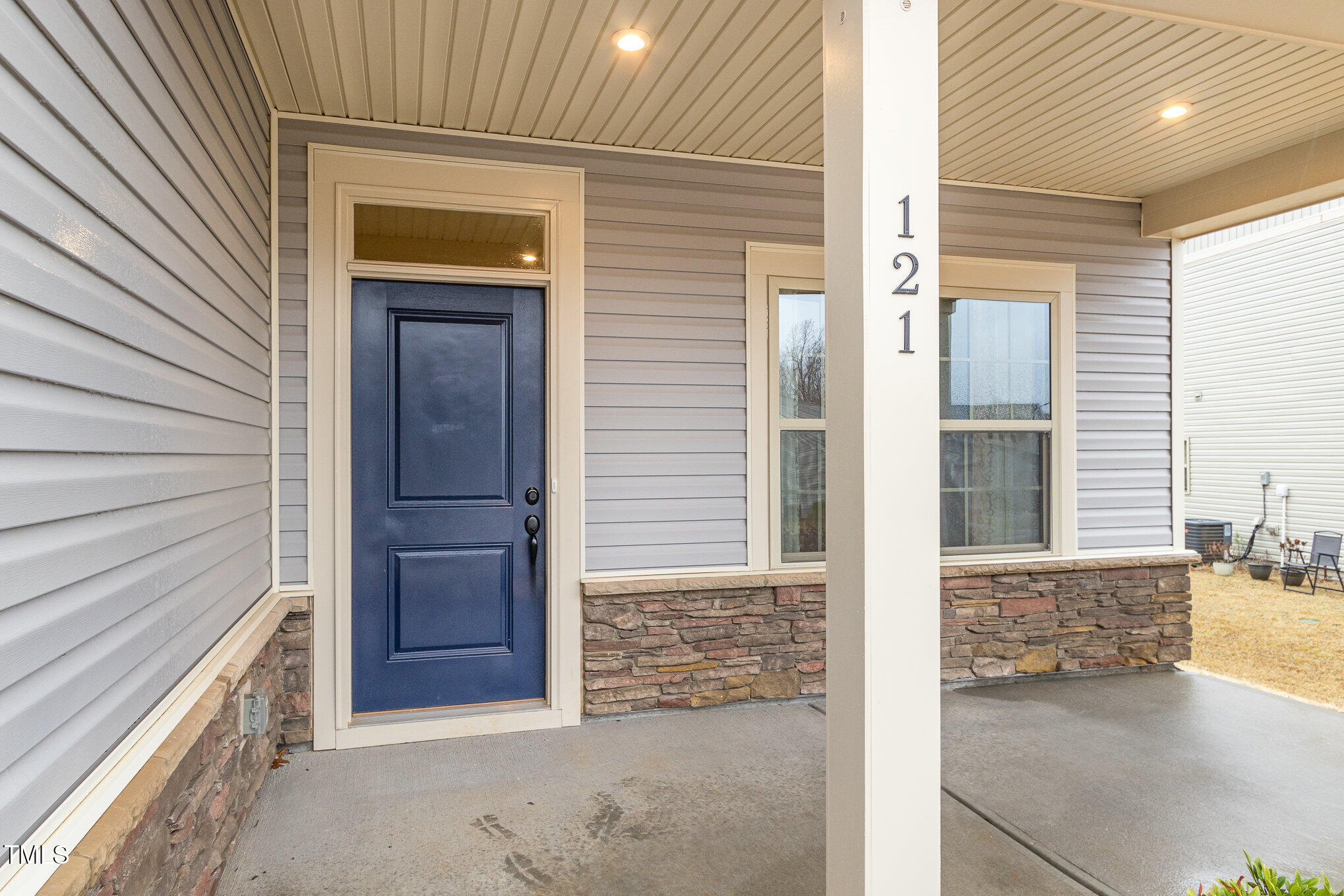 121 Mason Oaks Drive