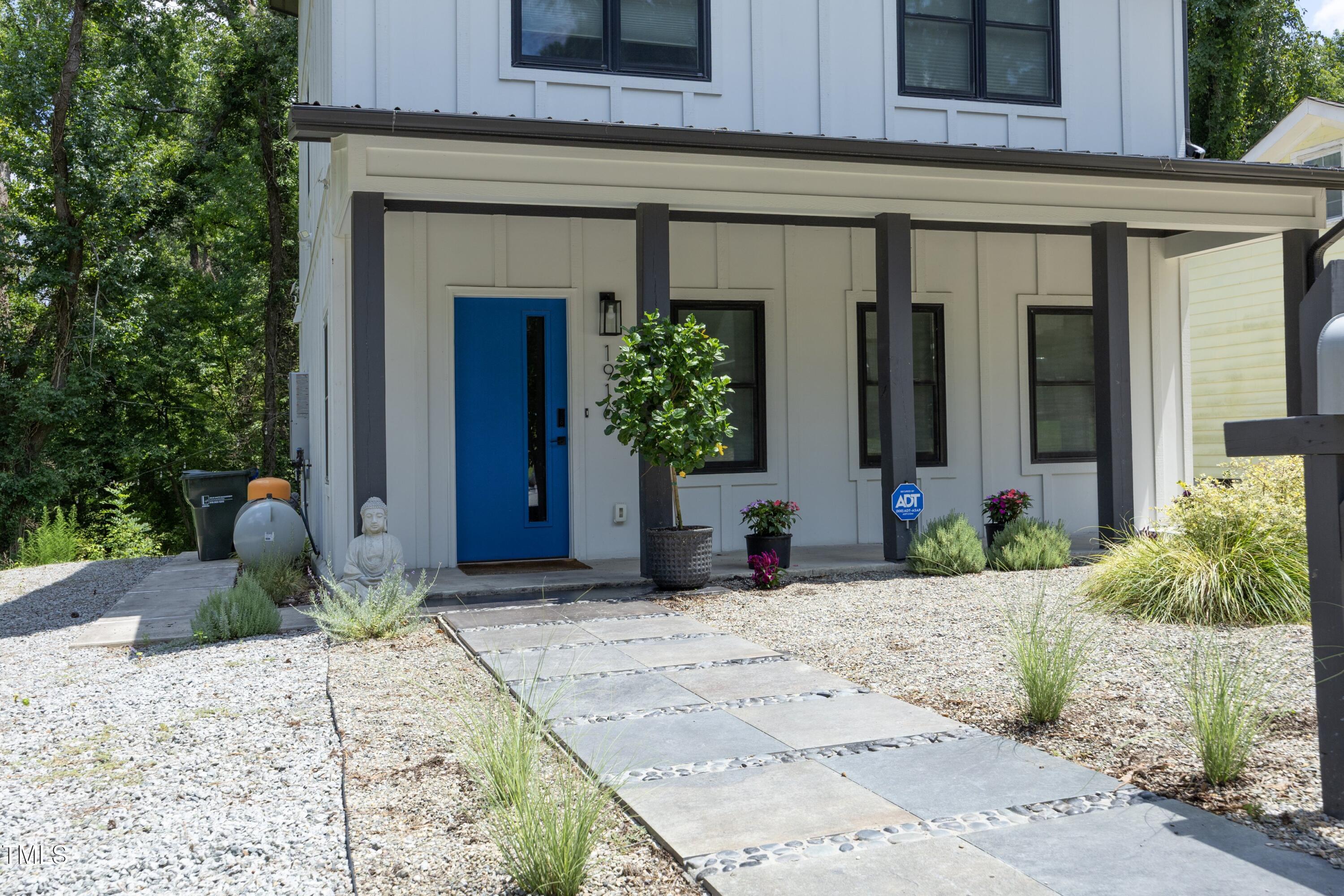 1916 Sherman Avenue