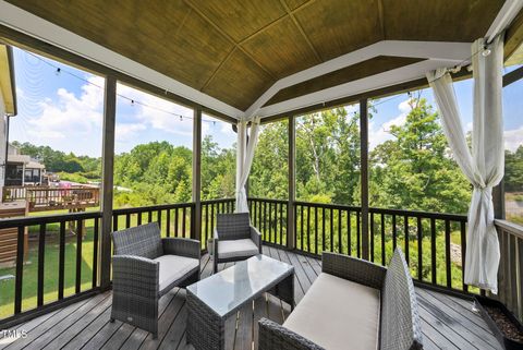 A home in Holly Springs