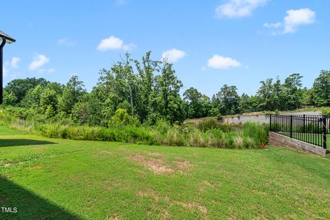 A home in Holly Springs