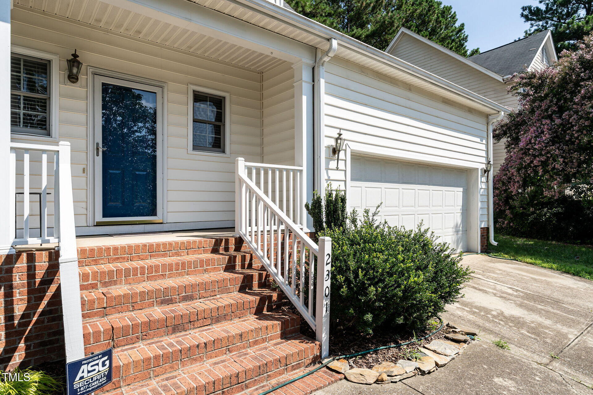 2301 Lemuel Drive