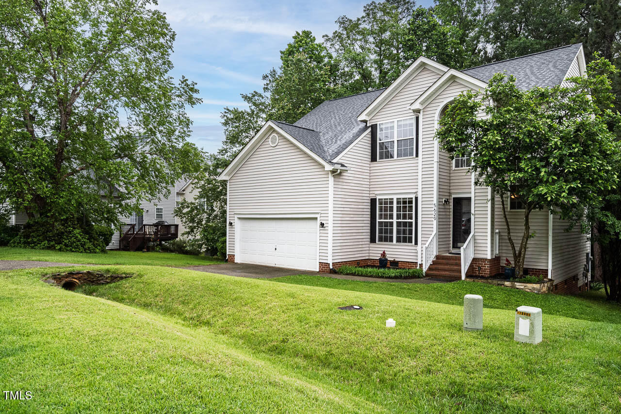 5629 Yates Garden Lane