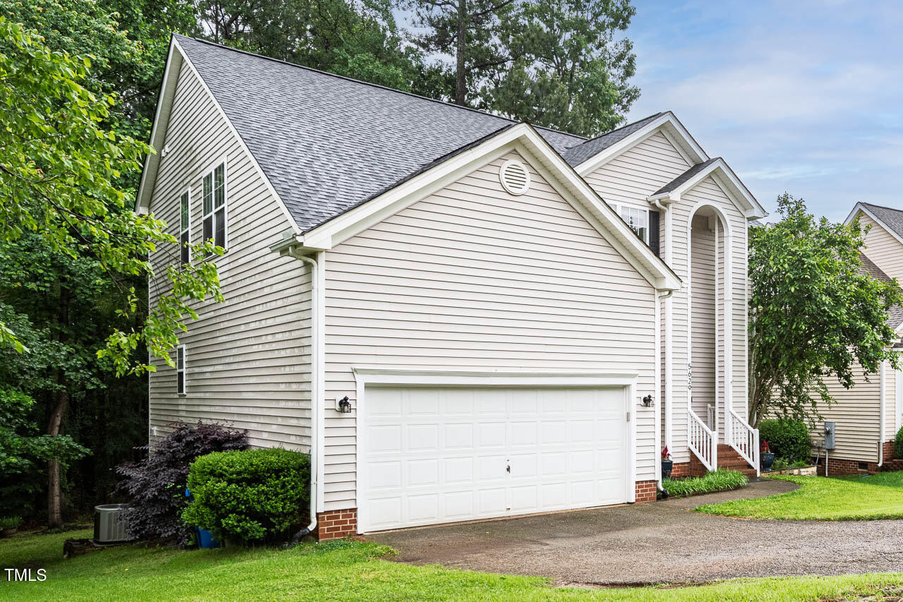 5629 Yates Garden Lane
