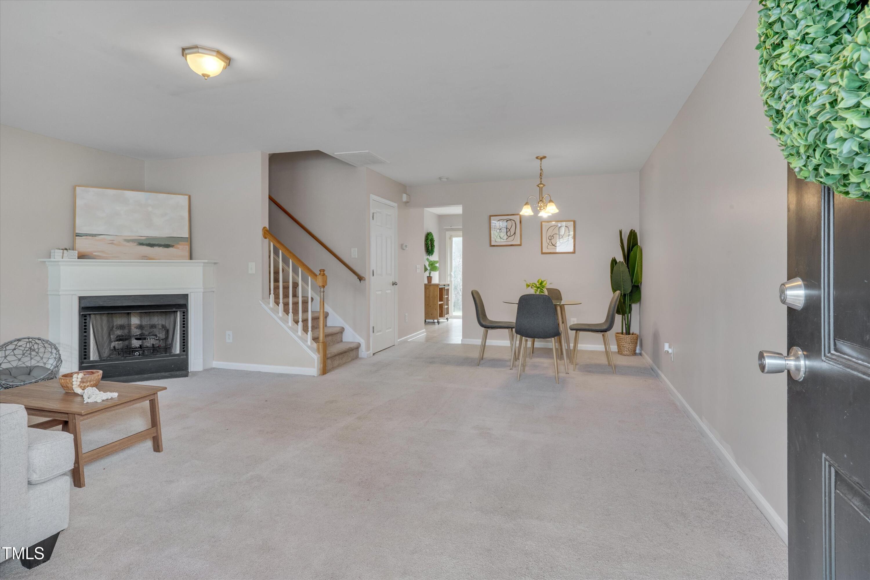 7704 Averette Field Drive