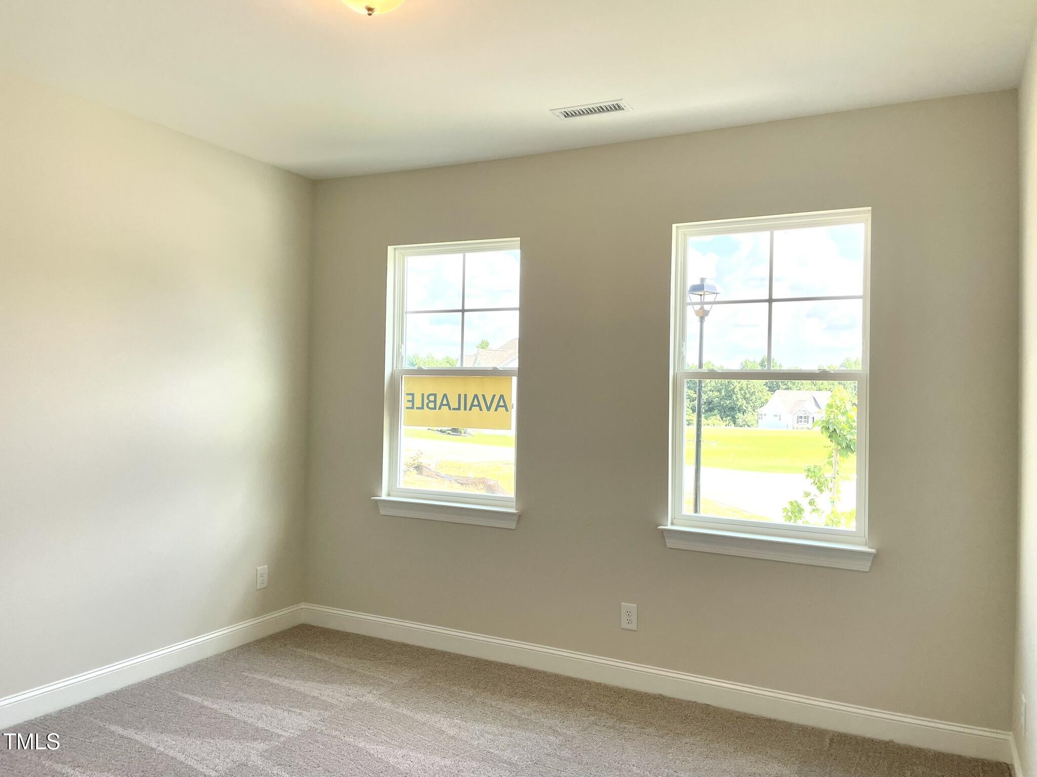 82 N Stagecoach Drive
