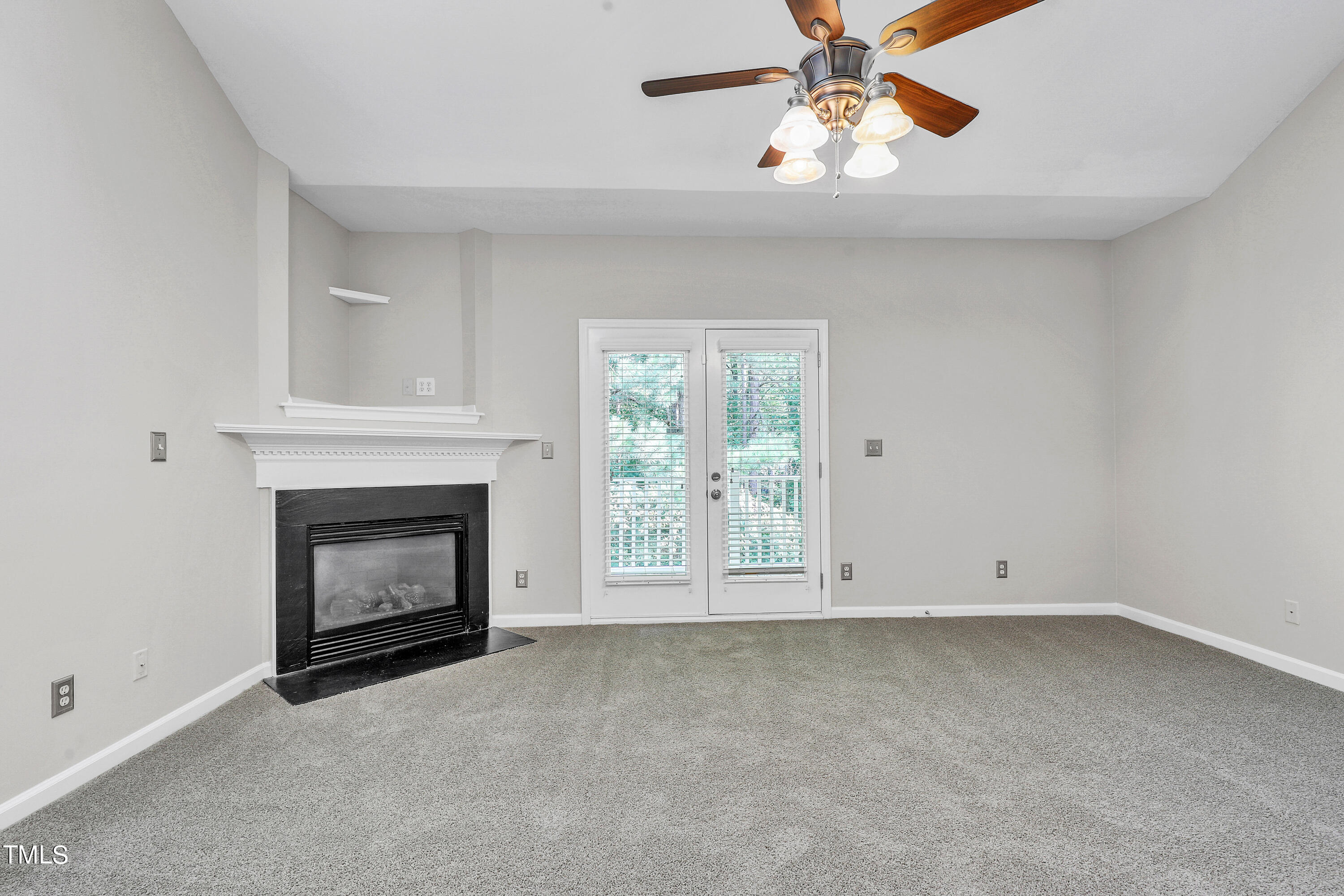 333 Glenolden Court