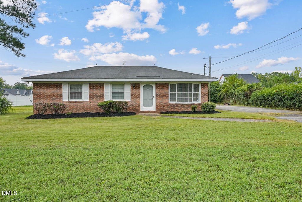 5005 Royal Acres Road