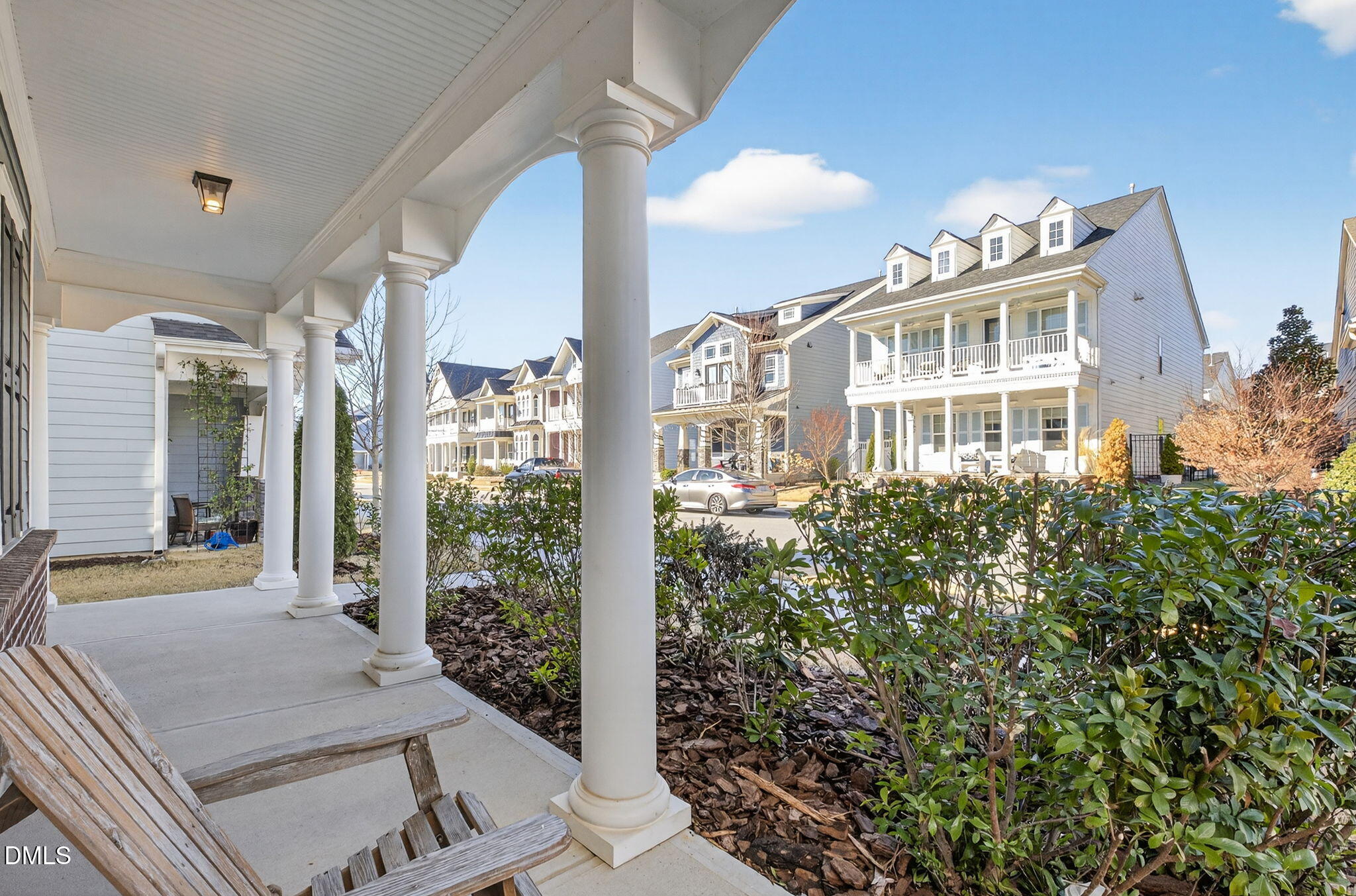 1161 Gloriosa Street