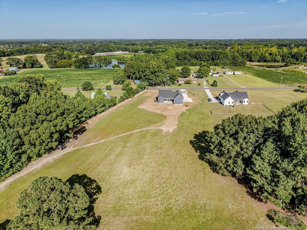 925 Dixie Farm Road
