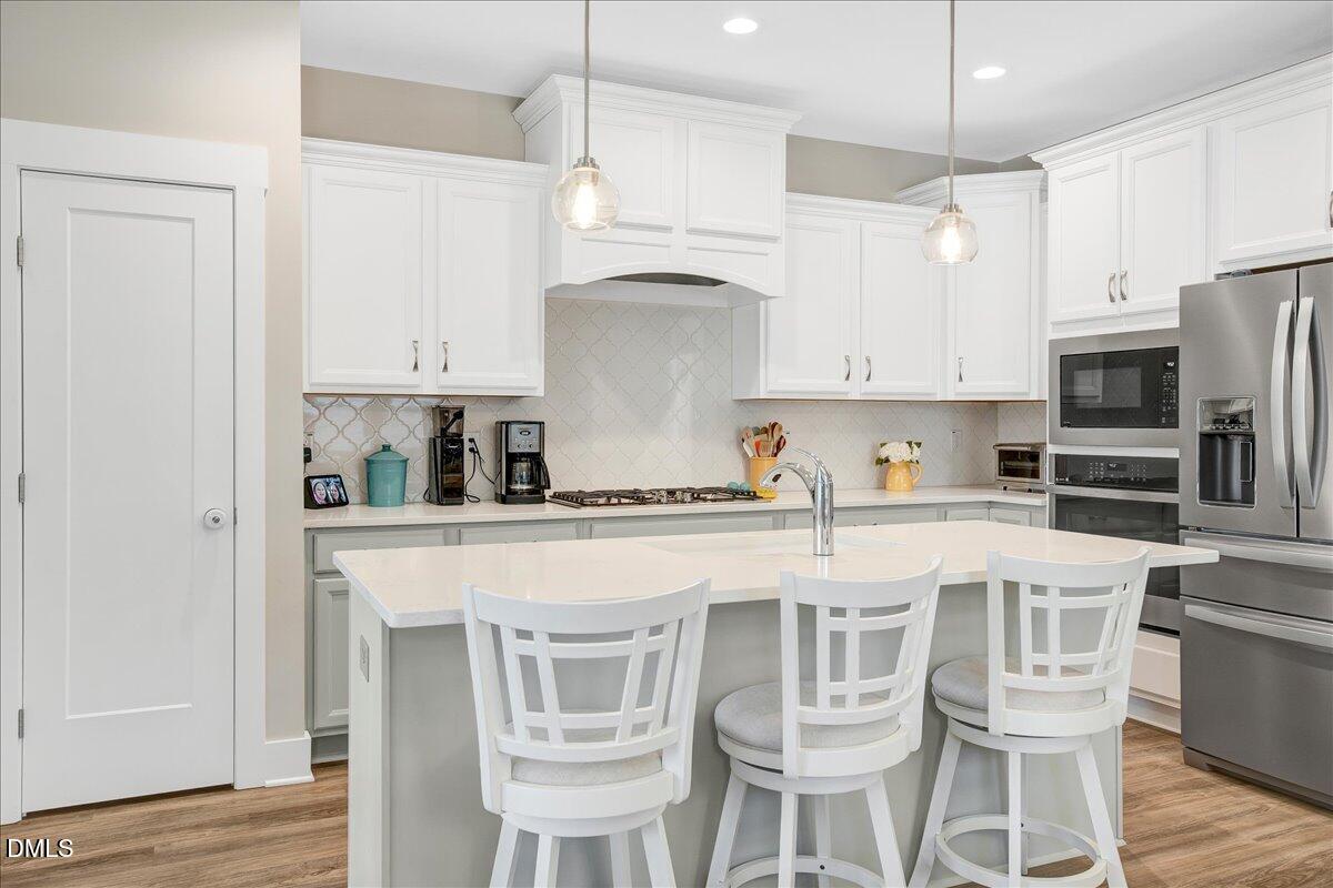 1105 Logperch Way