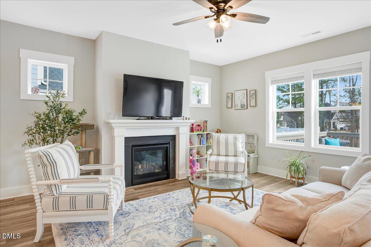 1105 Logperch Way