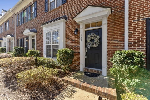 Photo for 142 W Savannah Ridge Road