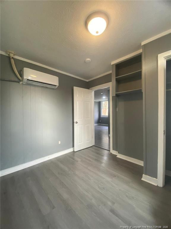 1001-1003-1005 W Orange Street