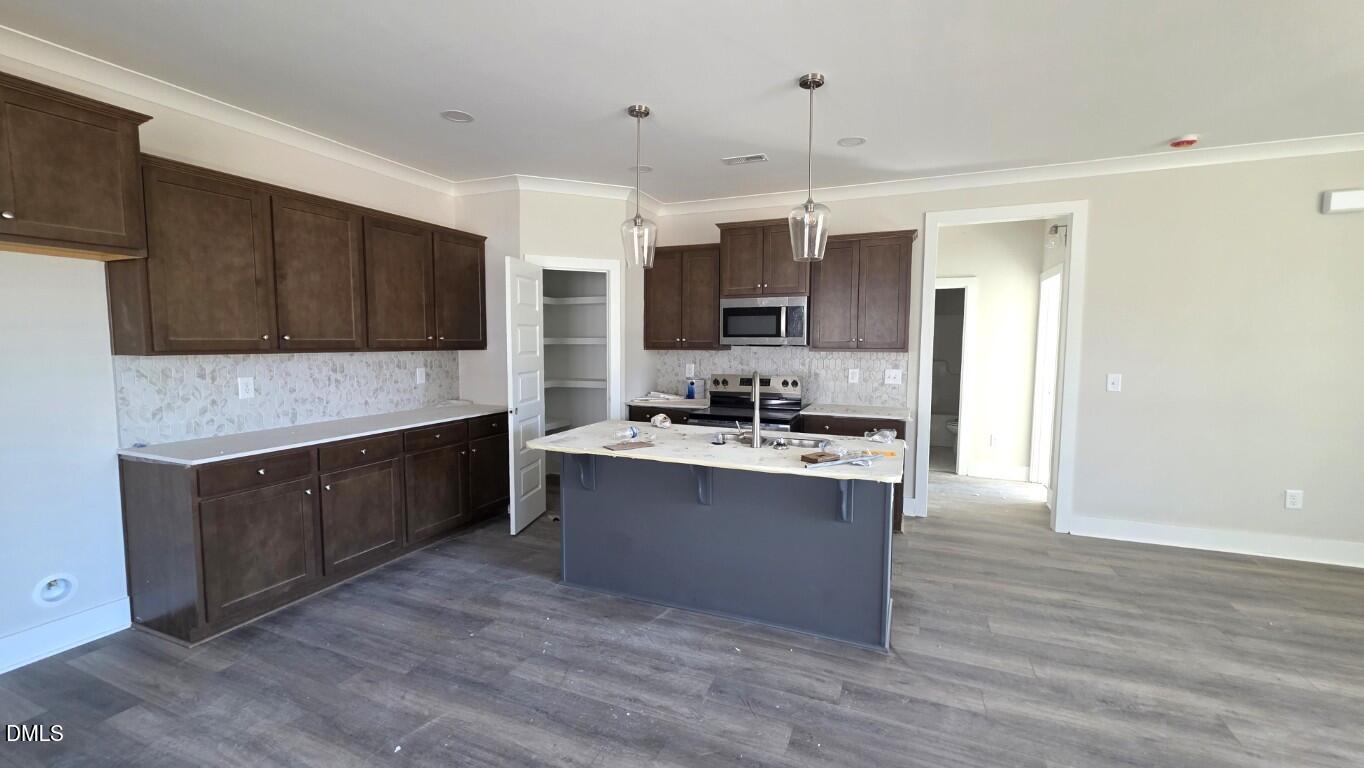 4523 Sweet Williams Lane