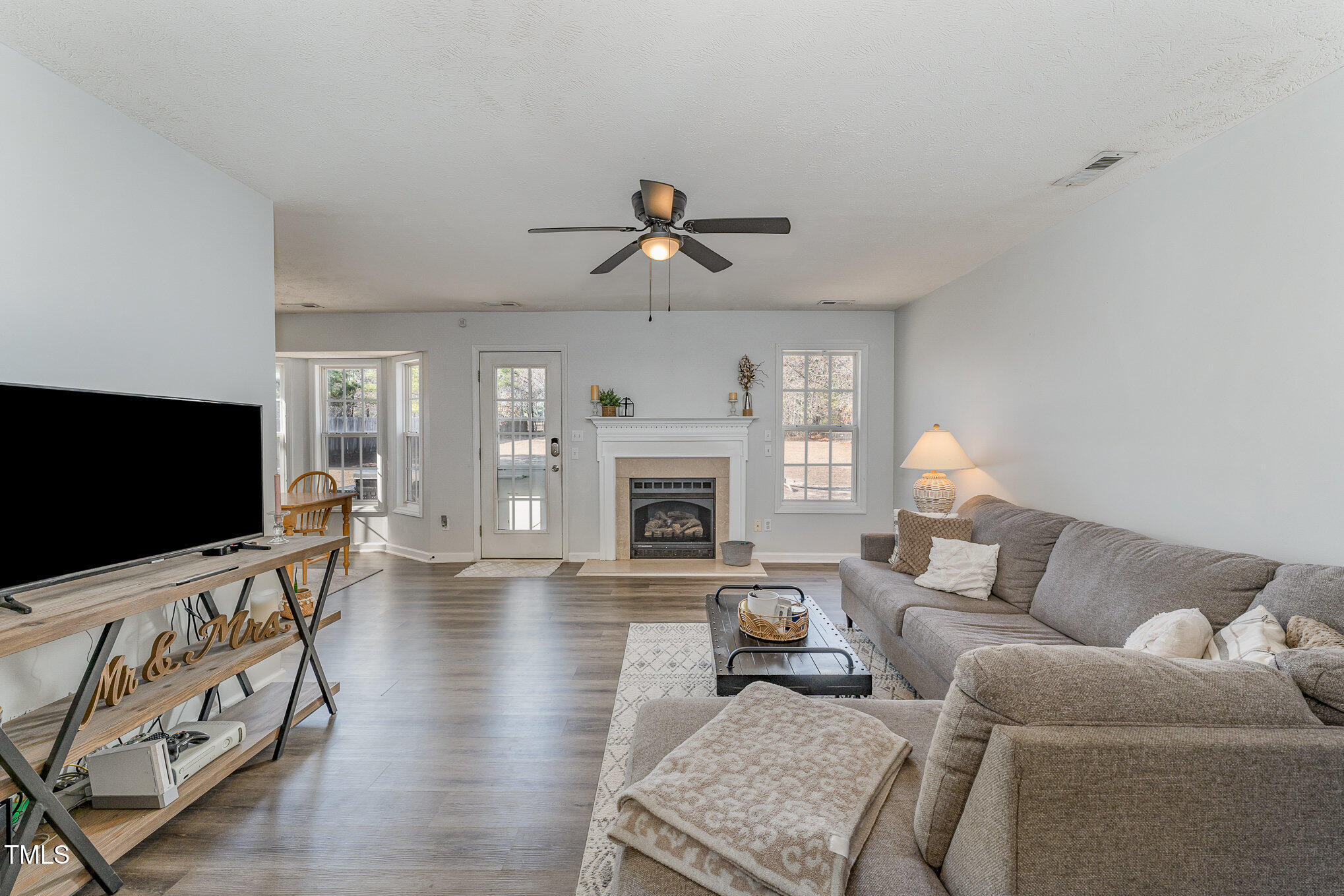 38 Colonial Hills Drive