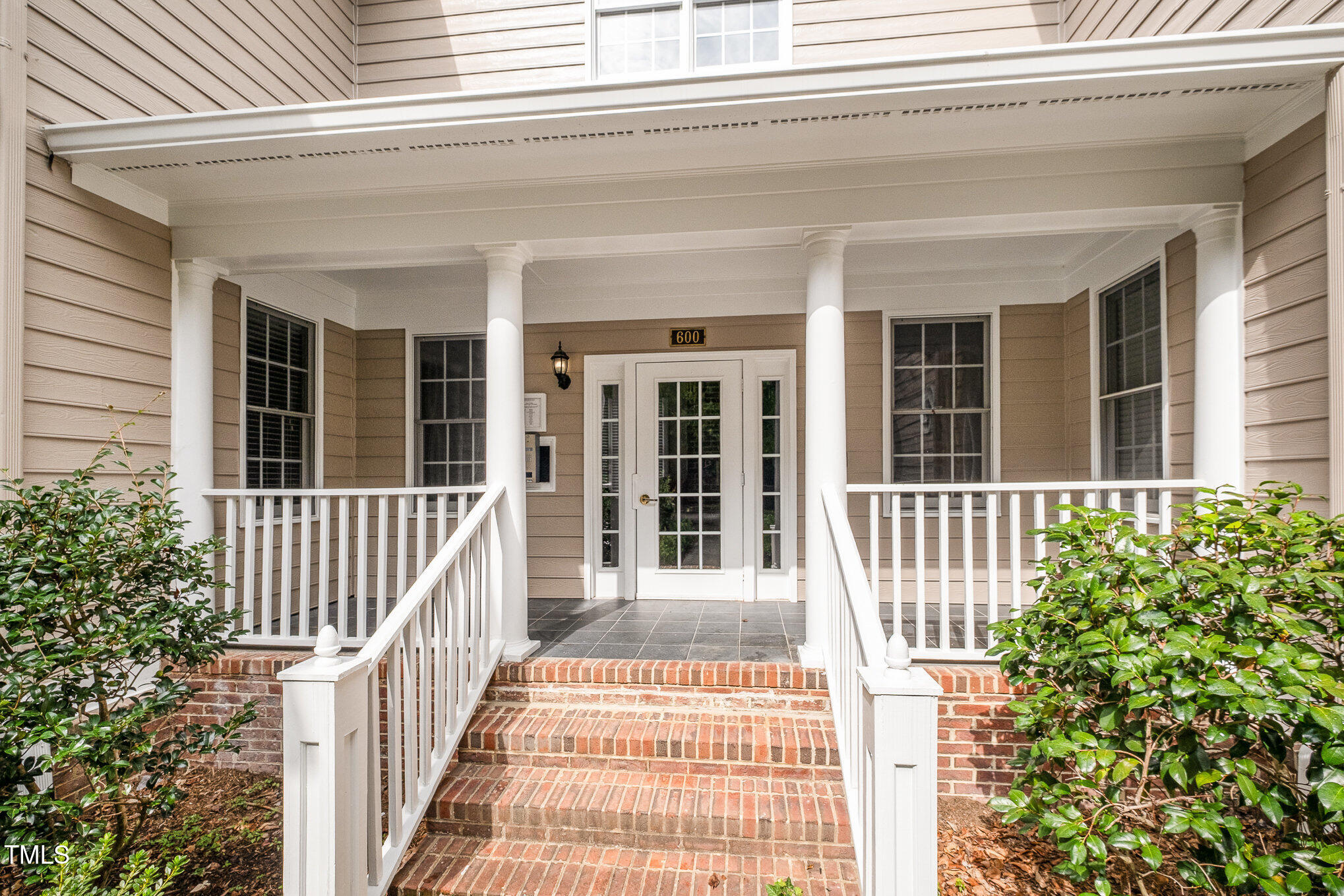 600 Copperline Drive 103
