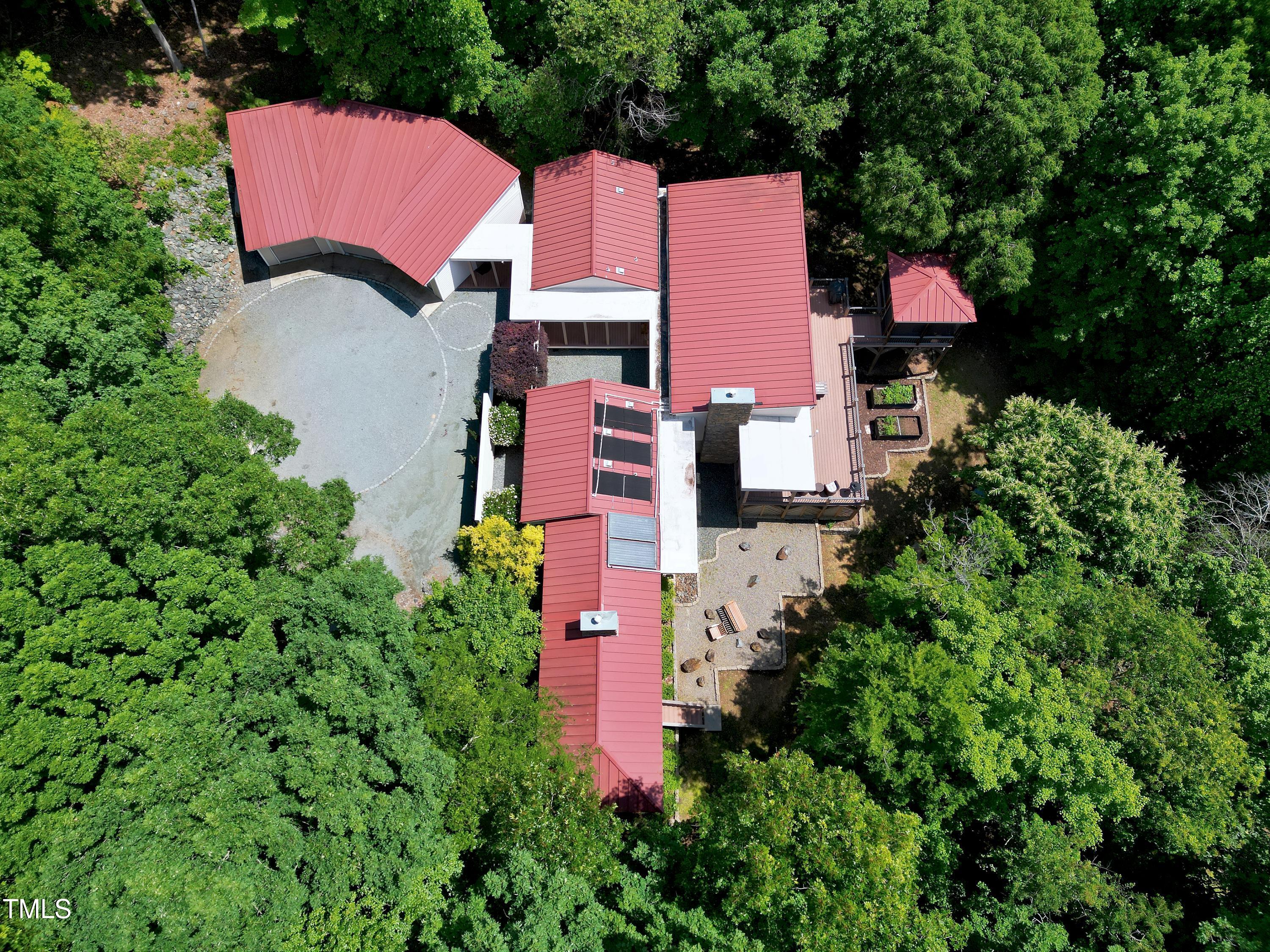 382 Valley Lane