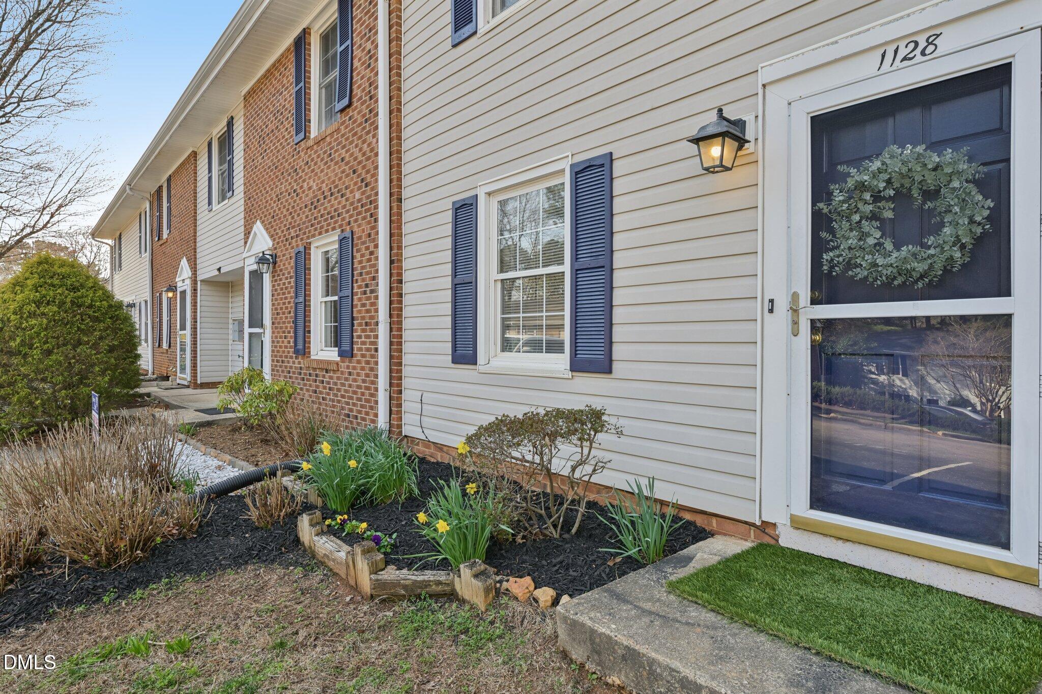 1128 Nottingham Circle