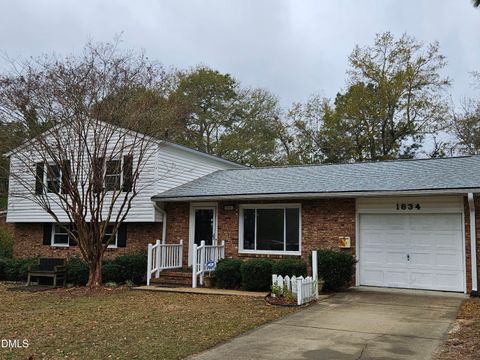 1834 Wendover Drive Fayetteville NC 28304