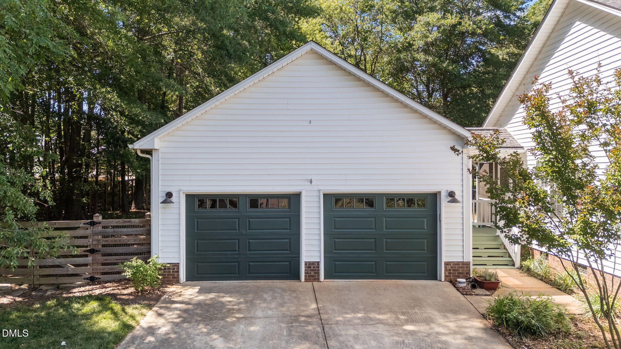 6820 Oviedo Drive